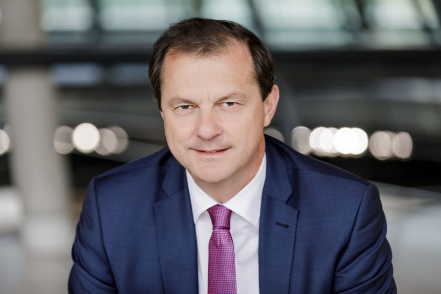 Oliver Grundmann
